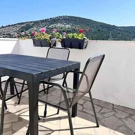 Sea&stars דירה Vinišće